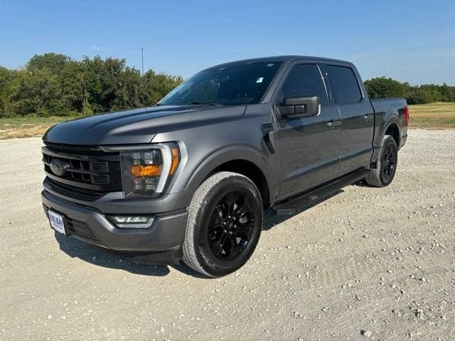2023 Ford F-150 XL — photo 1 of 31