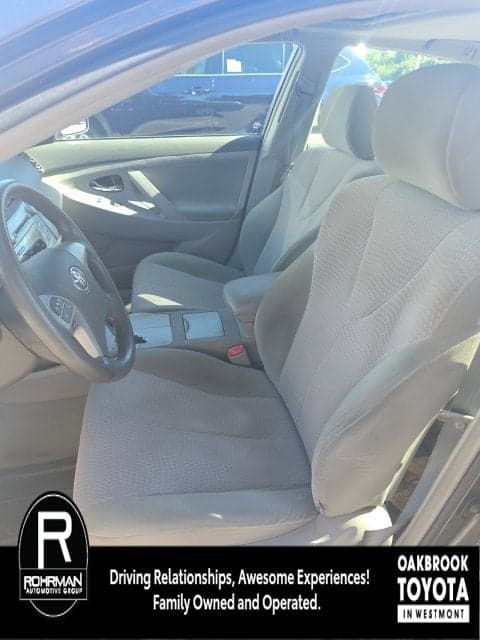 2011 Toyota Camry LE — photo 1 of 5