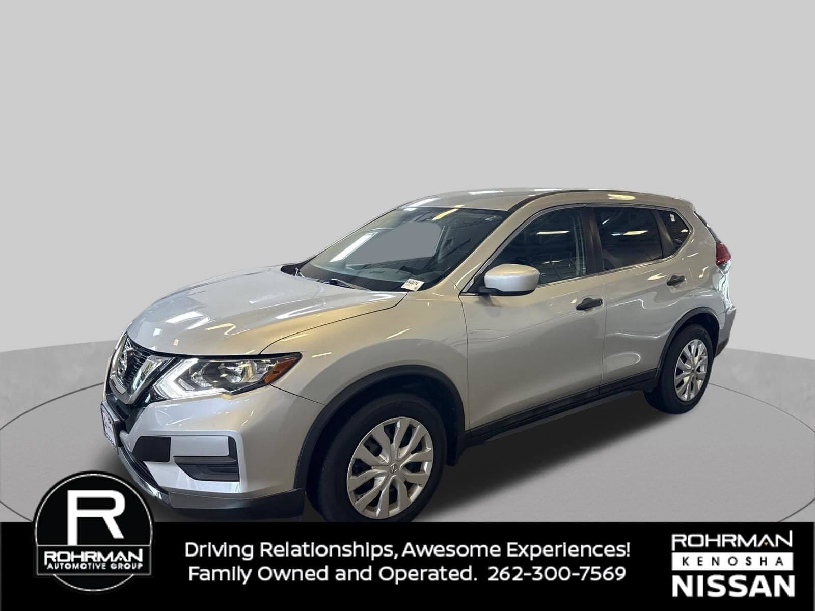 2017 Nissan Rogue S — photo 1 of 21