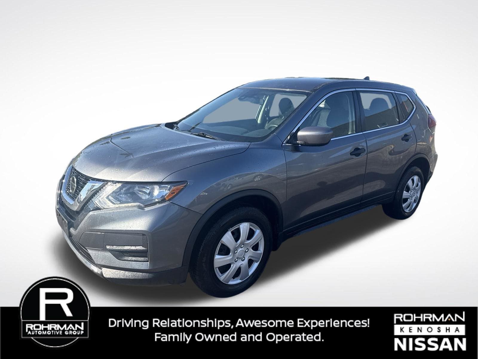 2020 Nissan Rogue S — photo 1 of 5