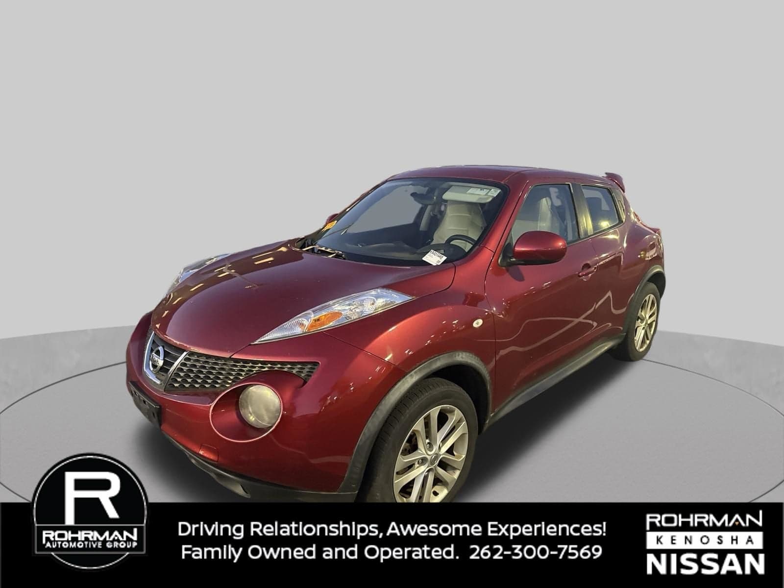 2013 Nissan Juke S — photo 1 of 24