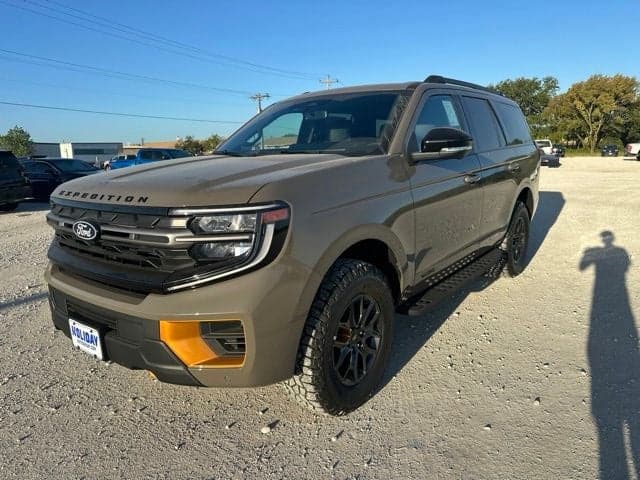 2027 Ford Expedition Tremor — photo 1 of 35