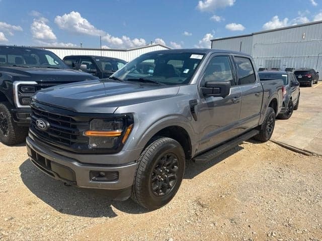 2024 Ford F-150 XLT — photo 1 of 40
