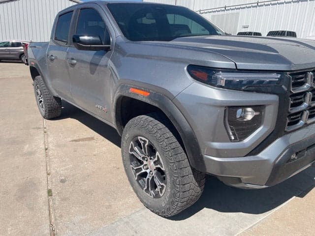 2024 GMC Canyon 4WD AT4 — photo 1 of 22