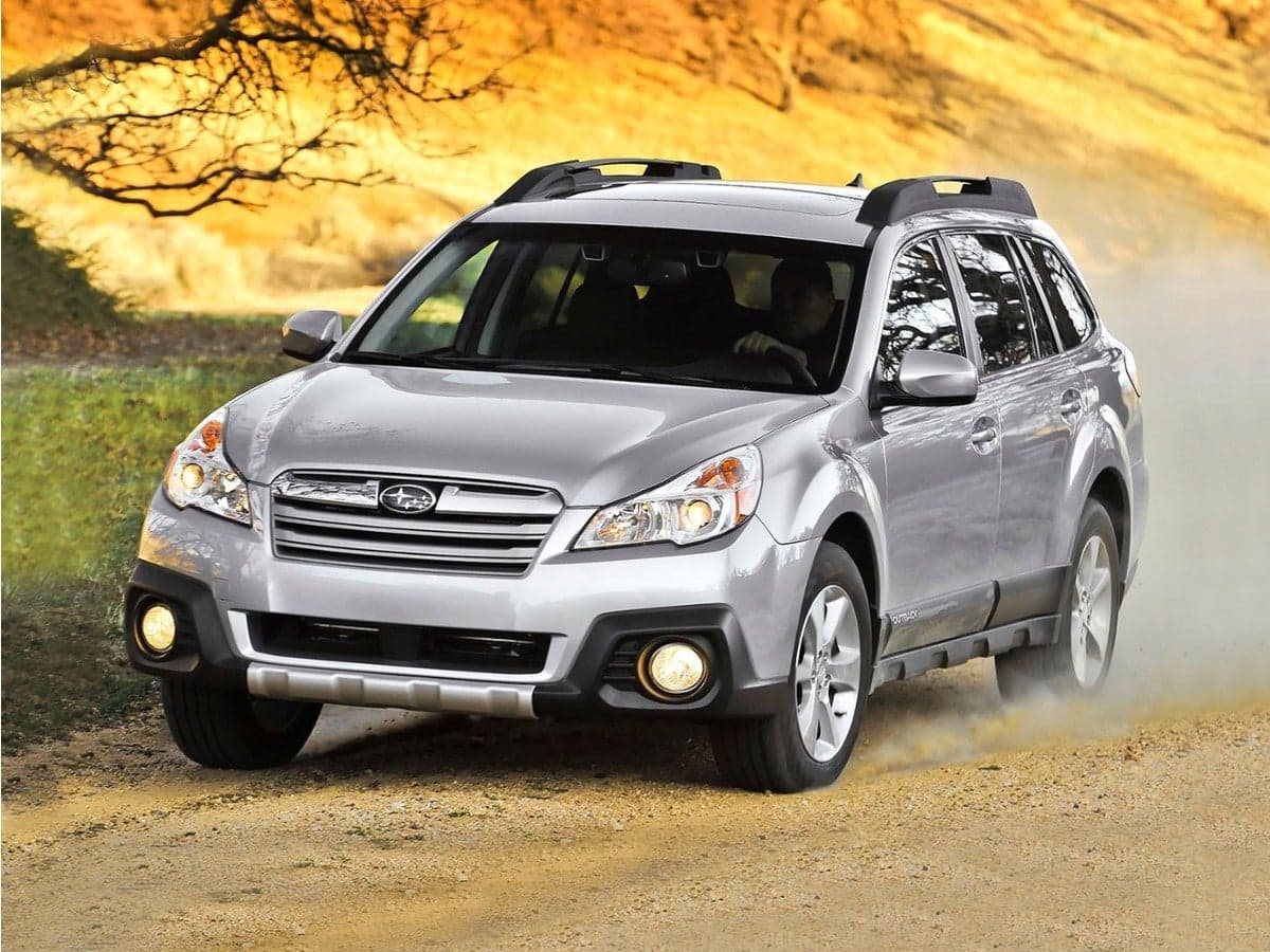 2013 Subaru Outback 2.5i Premium — photo 1 of 5