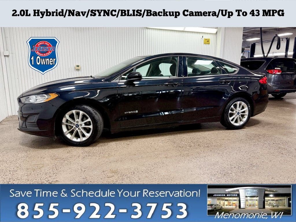 2019 Ford Fusion Hybrid SE — photo 1 of 38