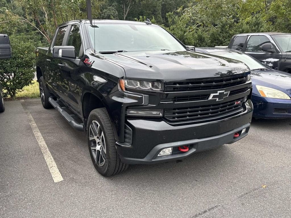 2019 Chevrolet Silverado 1500 LT Trail Boss — photo 1 of 21