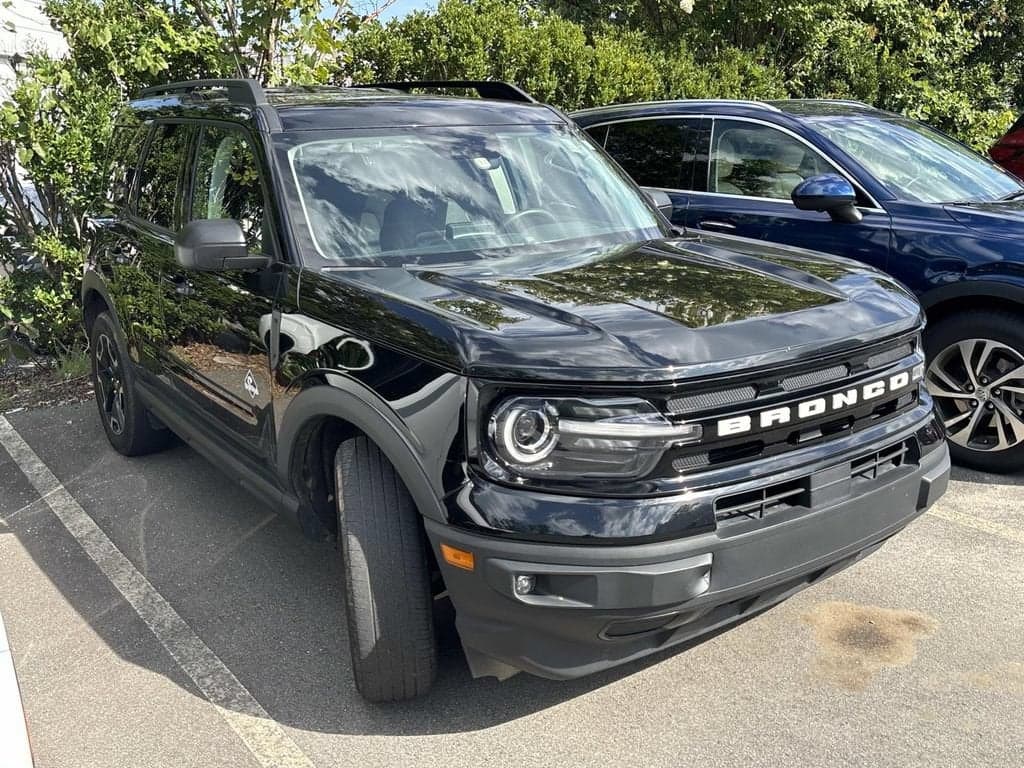 2021 Ford Bronco Sport Outer Banks — photo 1 of 6