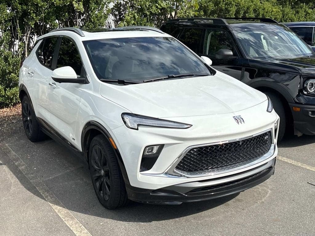 2025 Buick Encore GX Sport Touring — photo 1 of 21
