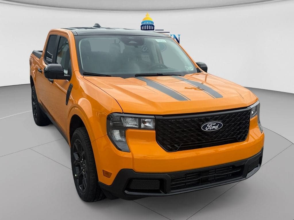 2026 Ford Maverick XLT — photo 1 of 38