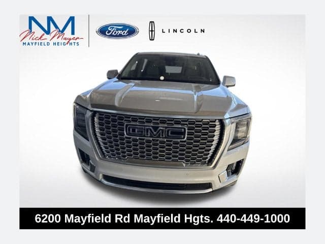 2023 GMC Yukon XL Denali — photo 1 of 5