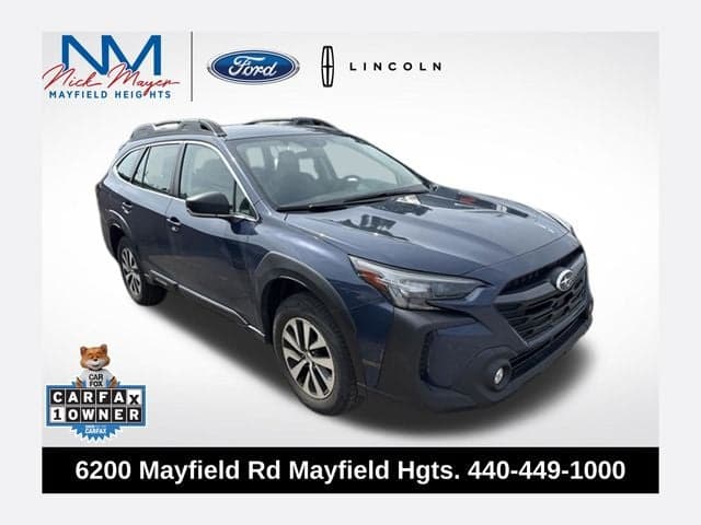 2024 Subaru Outback Base — photo 1 of 9