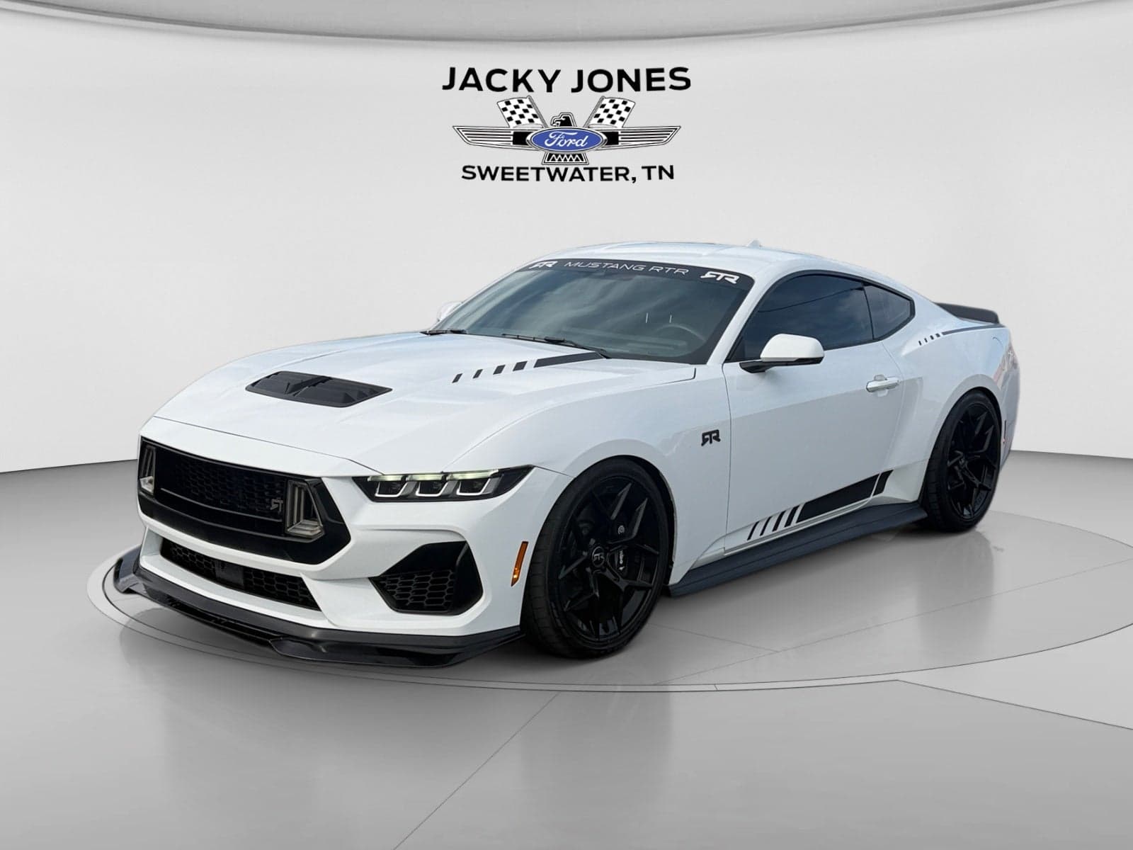 2025 Ford Mustang Base — photo 1 of 5