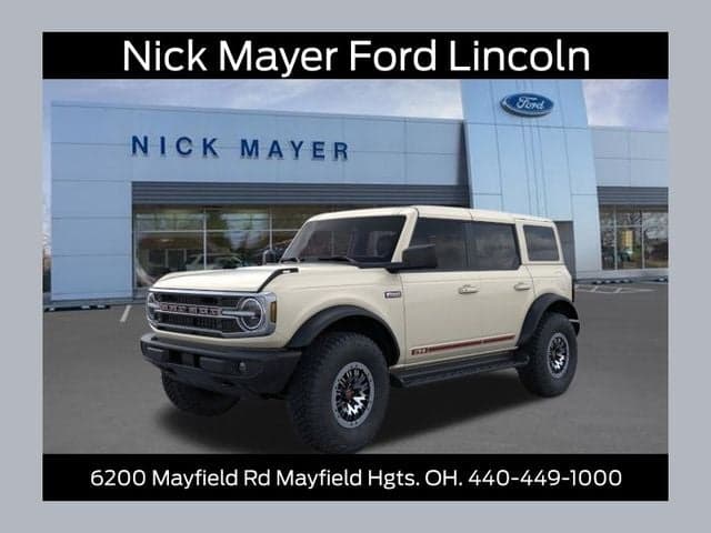 2026 Ford Bronco Outer Banks — photo 1 of 30