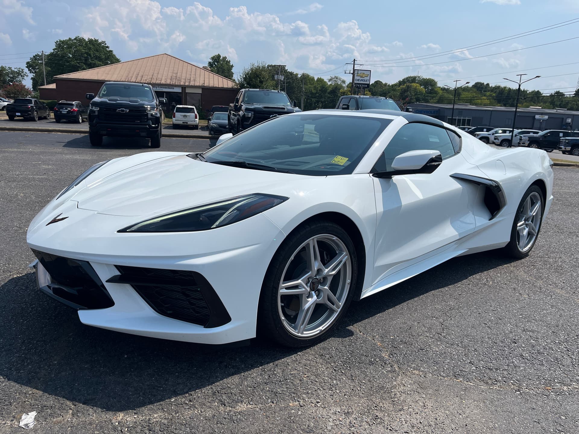 2022 Chevrolet Corvette Stingray 2LT — photo 1 of 44