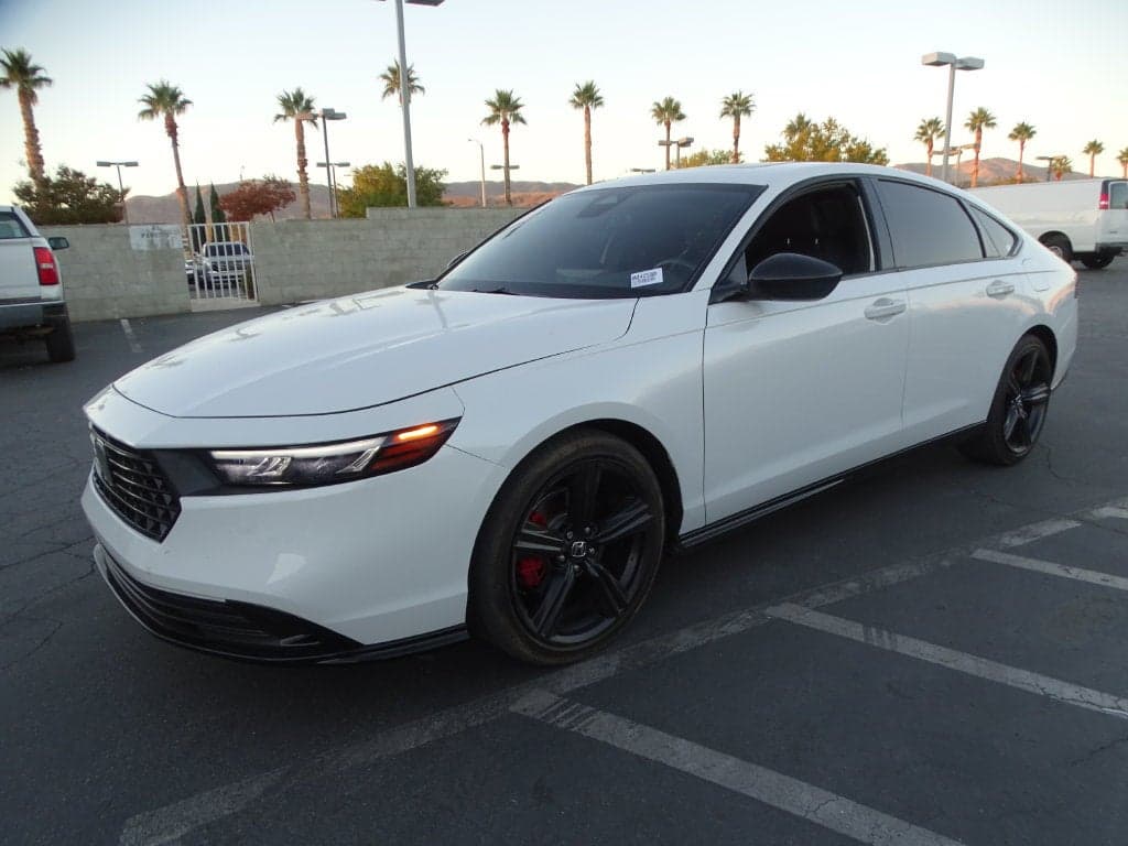 2023 Honda Accord Hybrid Sport-L — photo 1 of 5