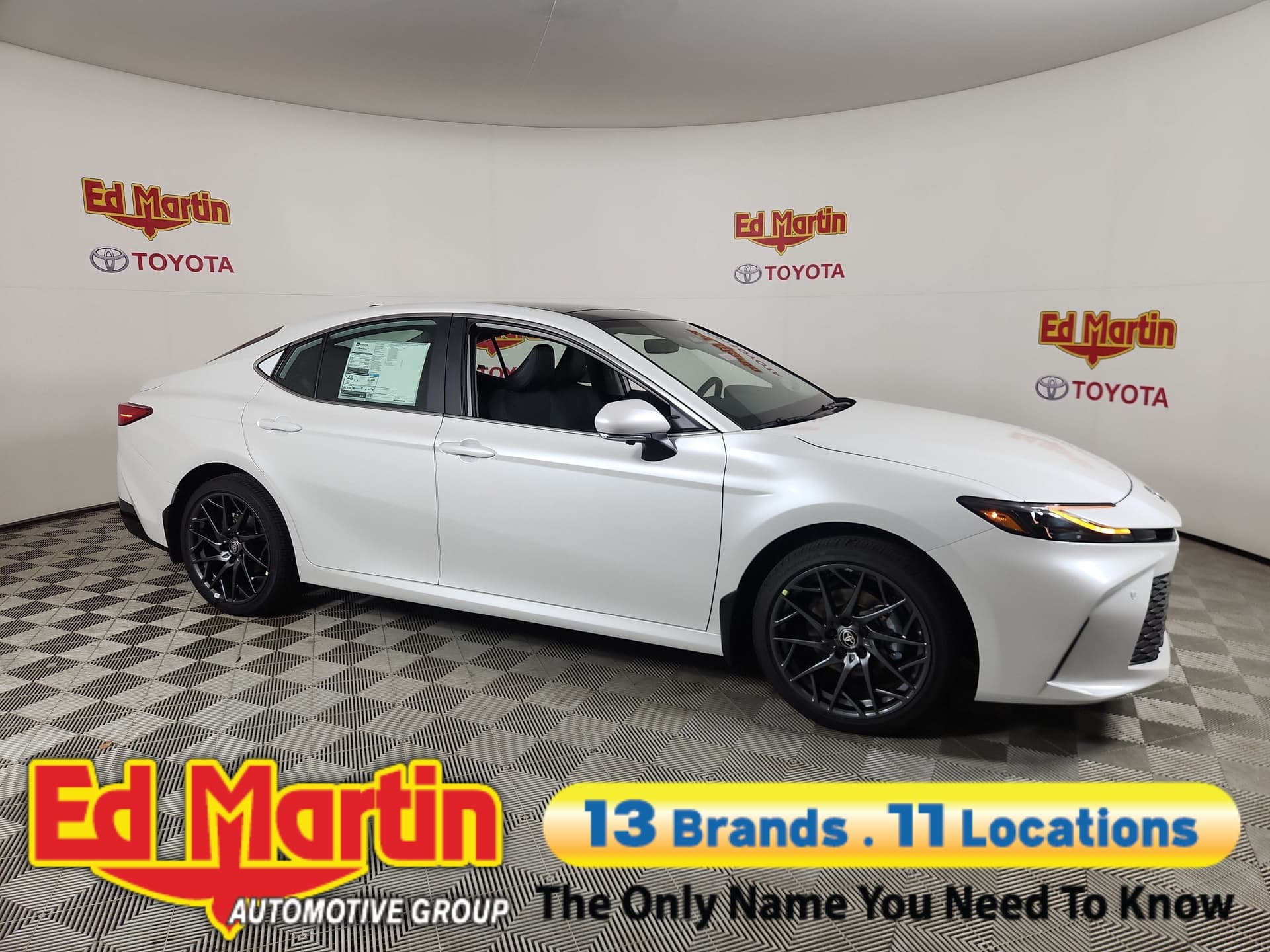 2026 Toyota Camry XLE — photo 1 of 34