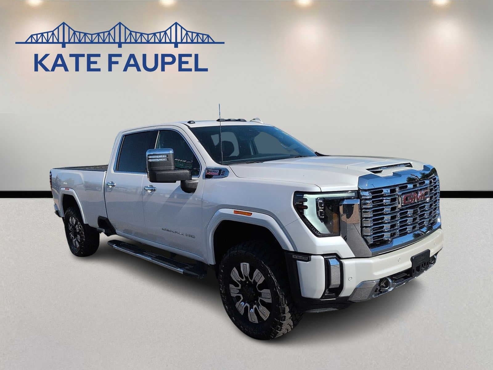 2025 GMC Sierra 3500HD Denali — photo 1 of 31