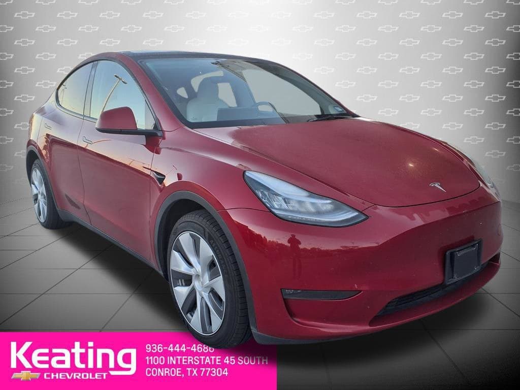 2023 Tesla Model Y Long Range — photo 1 of 5