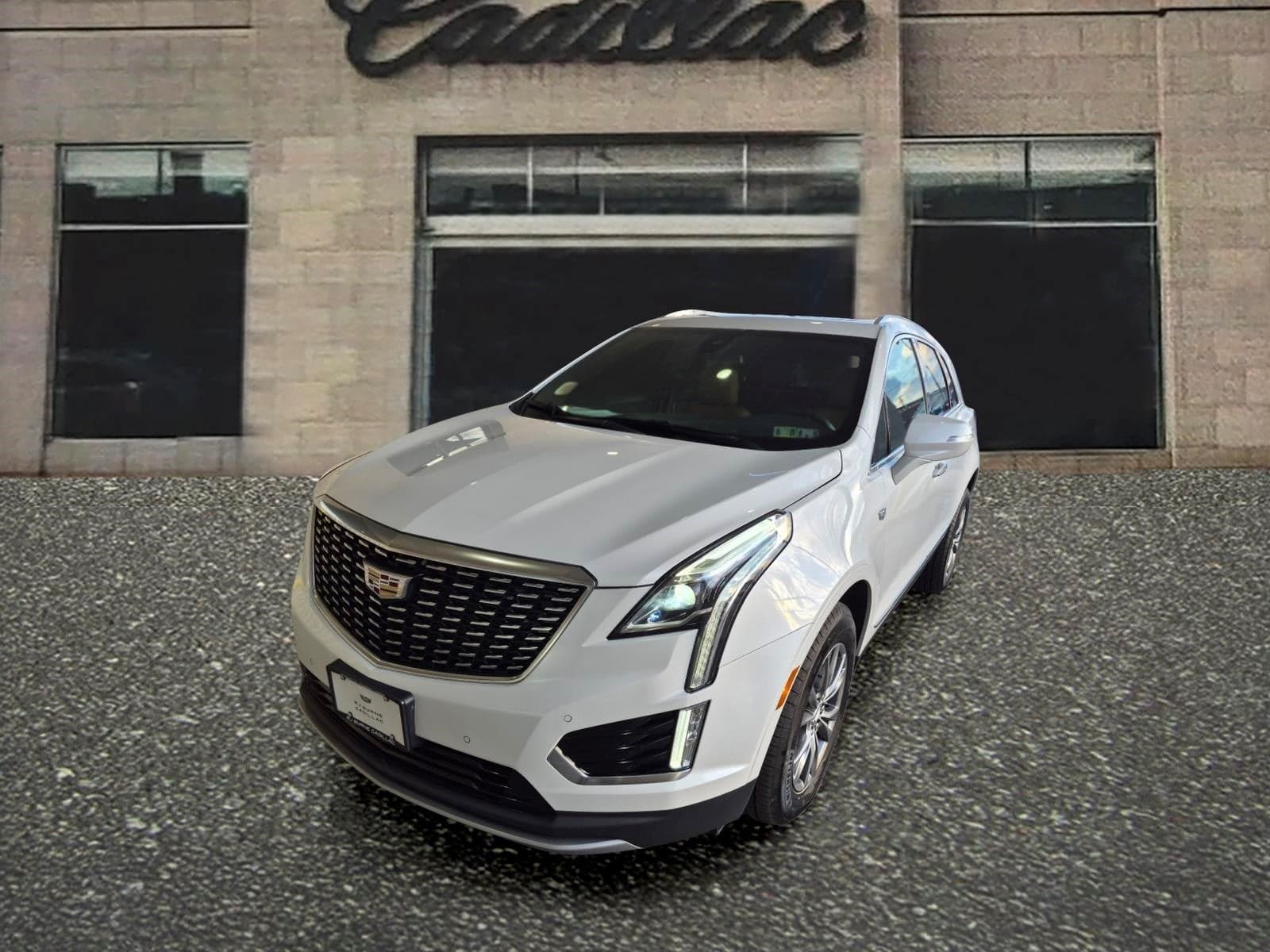 2023 Cadillac XT5 AWD Premium Luxury — photo 1 of 42