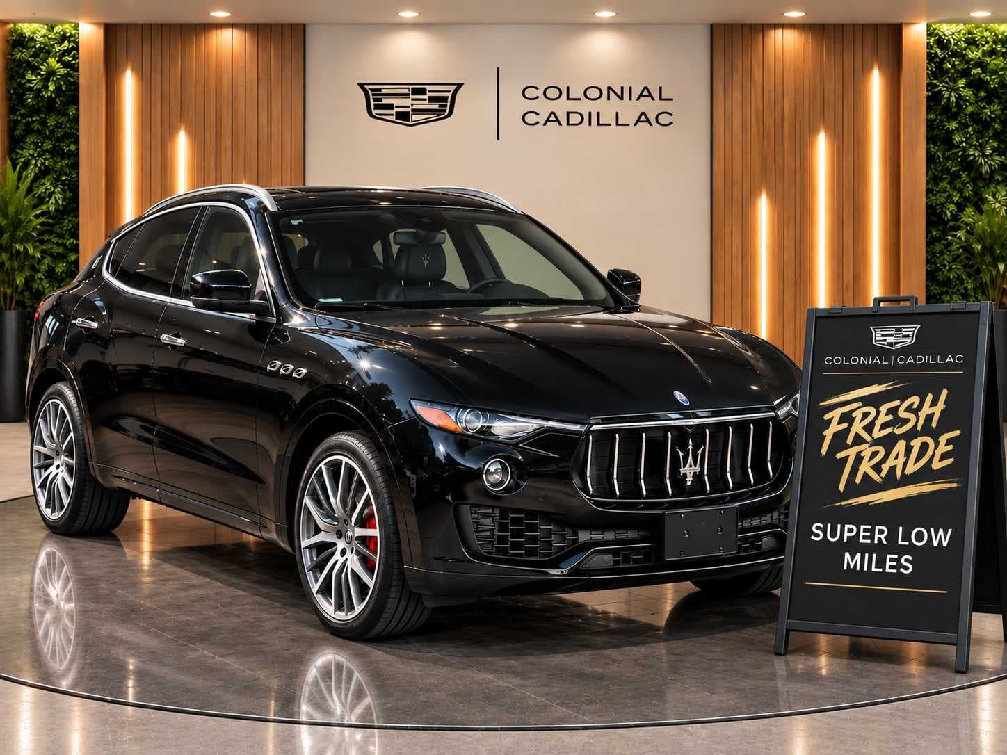 2019 Maserati Levante Base — photo 1 of 2