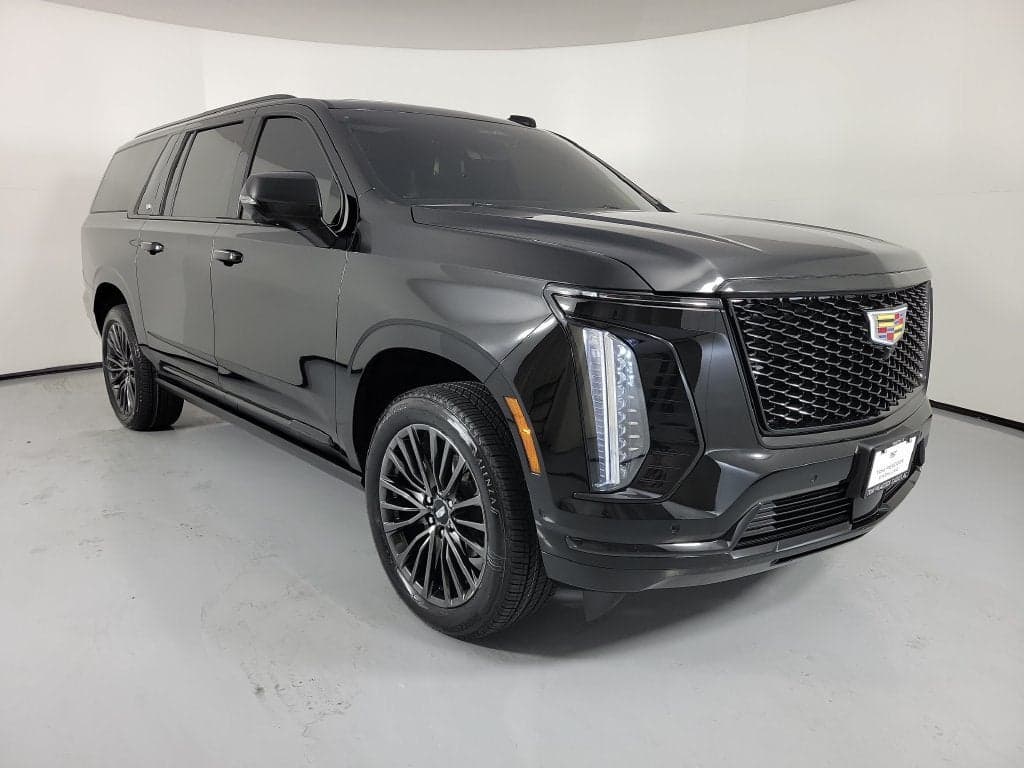2025 Cadillac Escalade ESV Base — photo 1 of 33