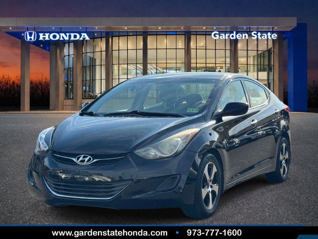 2013 Hyundai Elantra GLS — photo 1 of 5