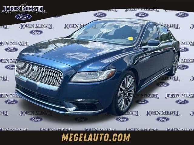 2017 Lincoln Continental Reserve — photo 1 of 57