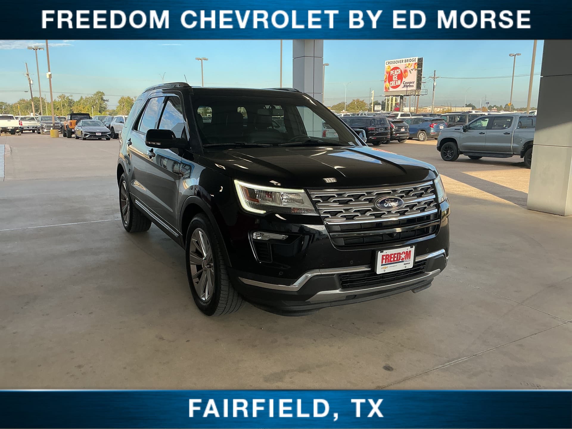 2019 Ford Explorer Limited — photo 1 of 5