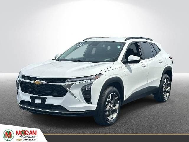 2024 Chevrolet Trax LT — photo 1 of 5