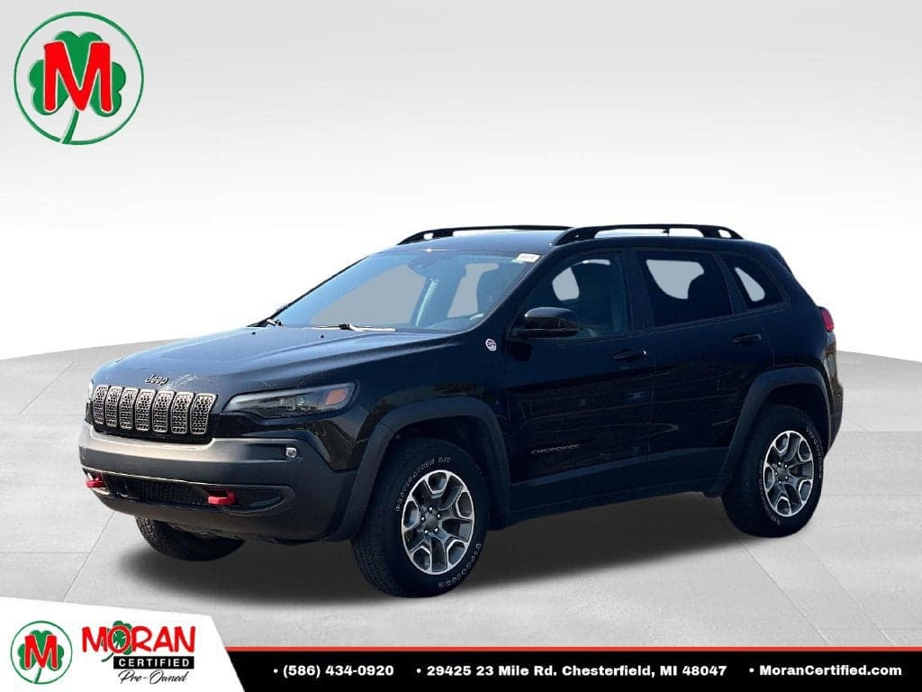 2022 Jeep Cherokee Trailhawk — photo 1 of 5