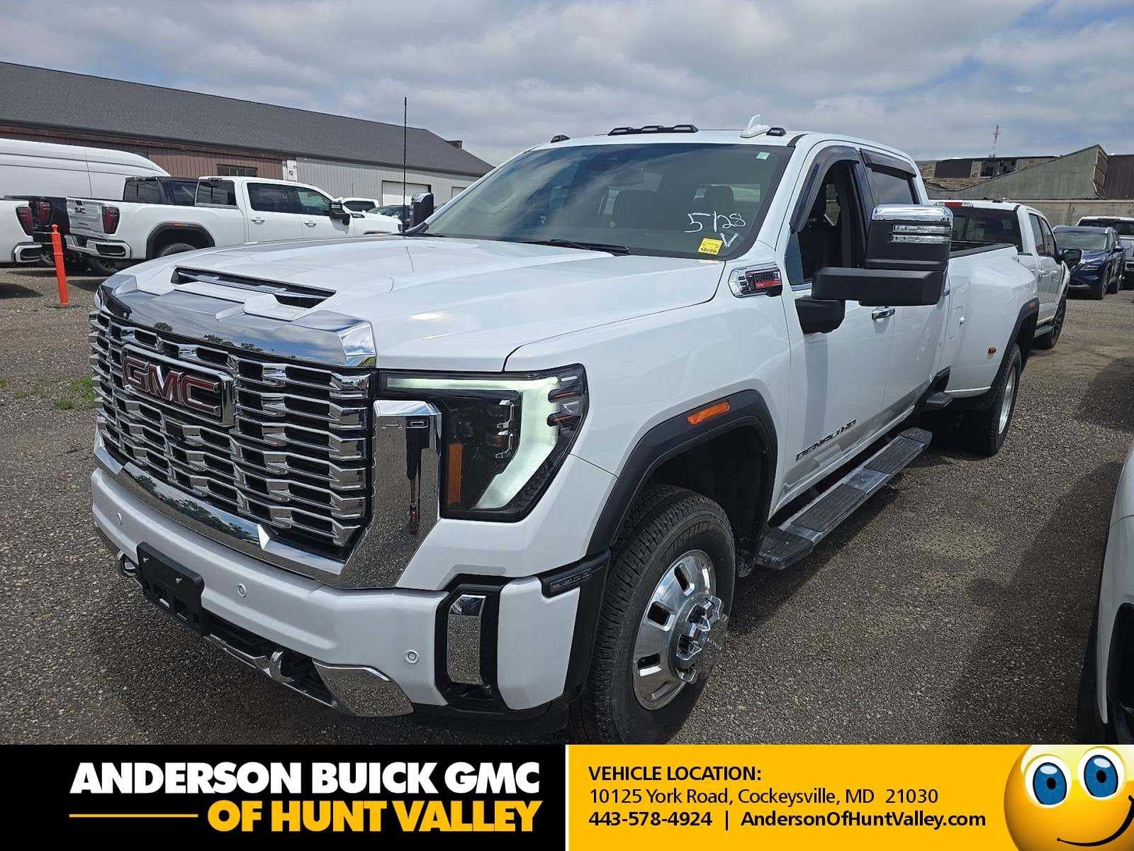 2026 GMC Sierra 3500 HD Denali DRW — photo 1 of 2