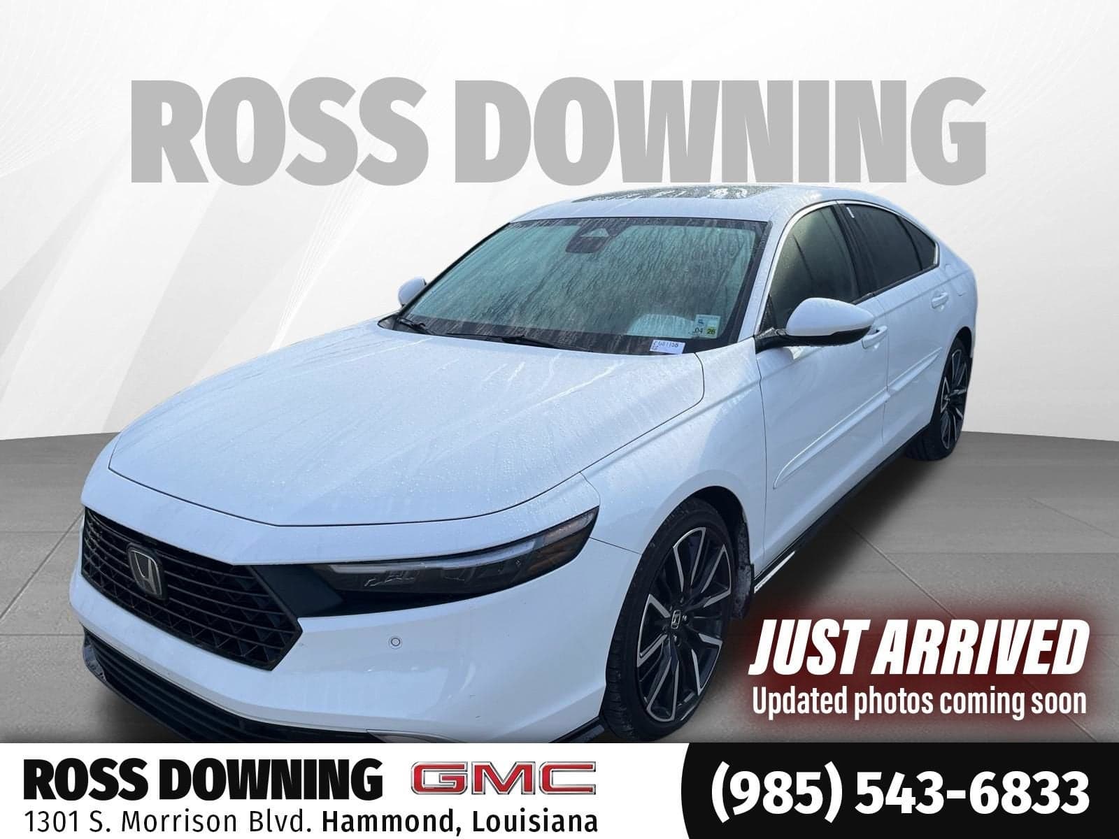 2025 Honda Accord Hybrid Touring — photo 1 of 3
