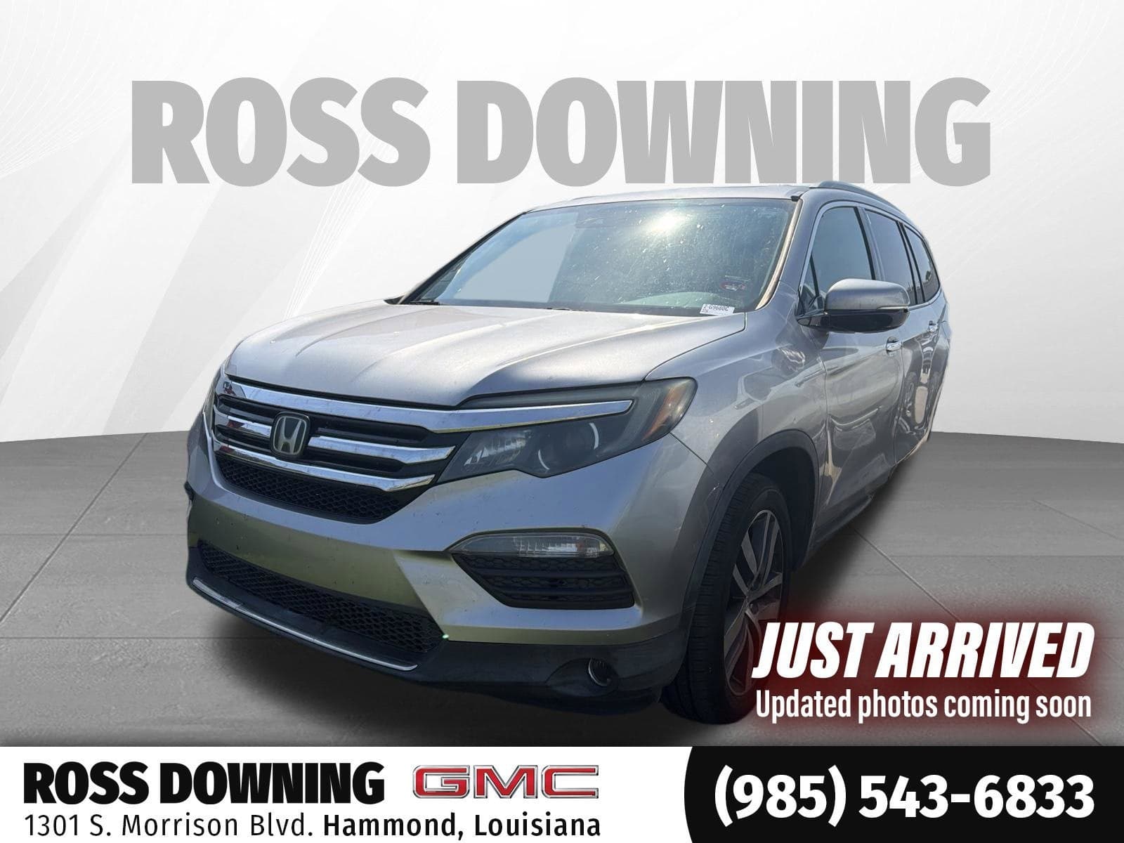 2016 Honda Pilot Touring — photo 1 of 3