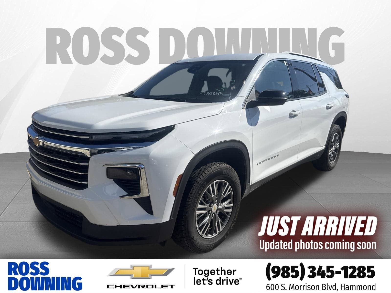 2025 Chevrolet Traverse FWD LT — photo 1 of 3
