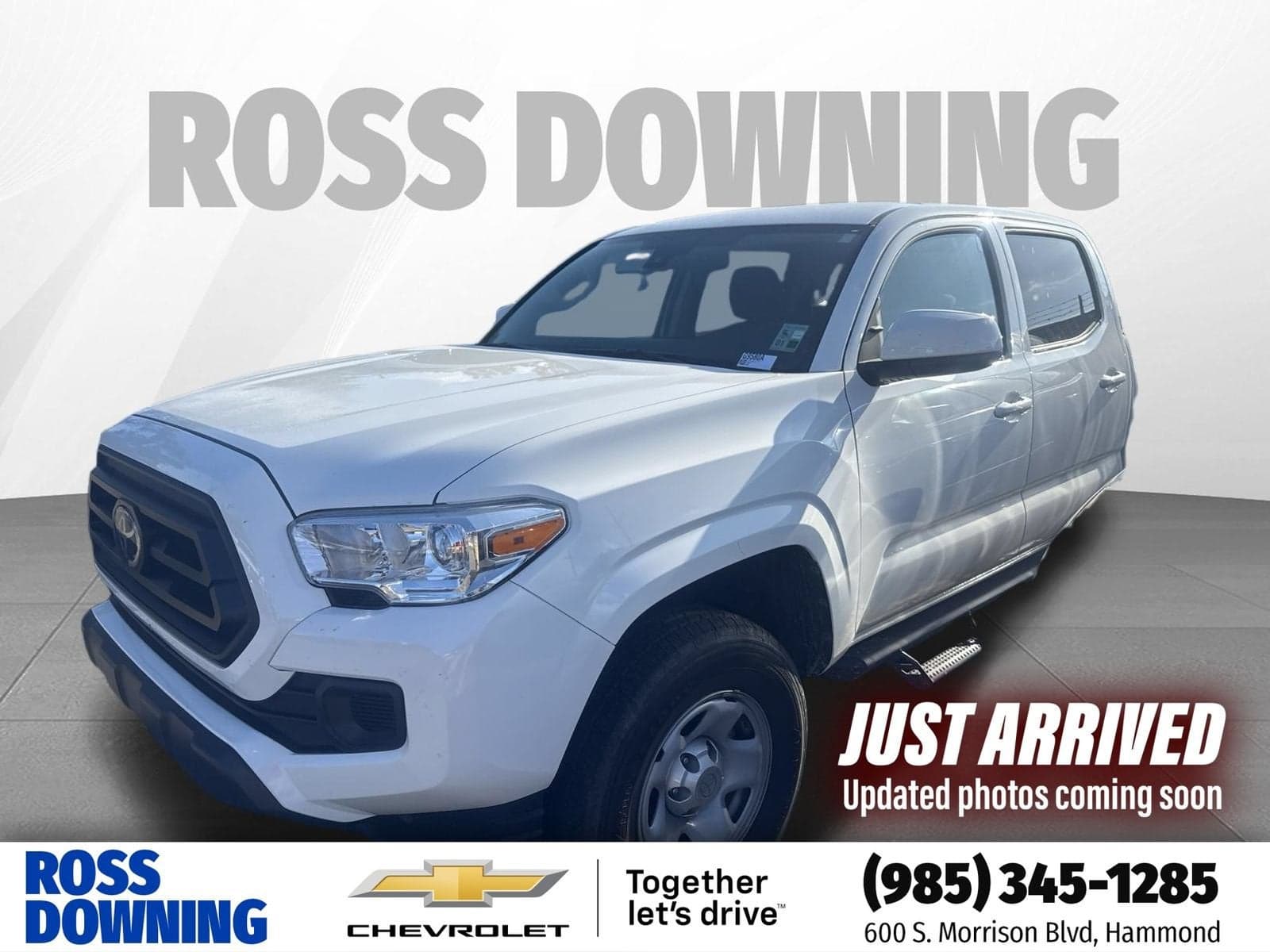 2023 Toyota Tacoma SR V6 — photo 1 of 3