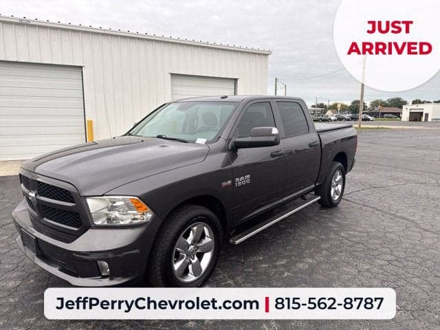 2017 RAM 1500 Express — photo 1 of 12
