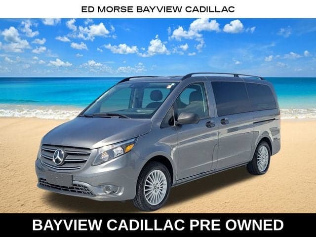 2023 Mercedes-Benz Metris Passenger Van Base — photo 1 of 31