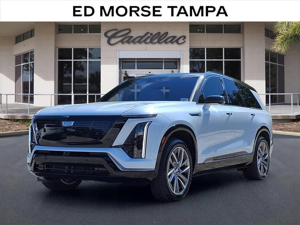 2027 Cadillac VISTIQ Sport — photo 1 of 44