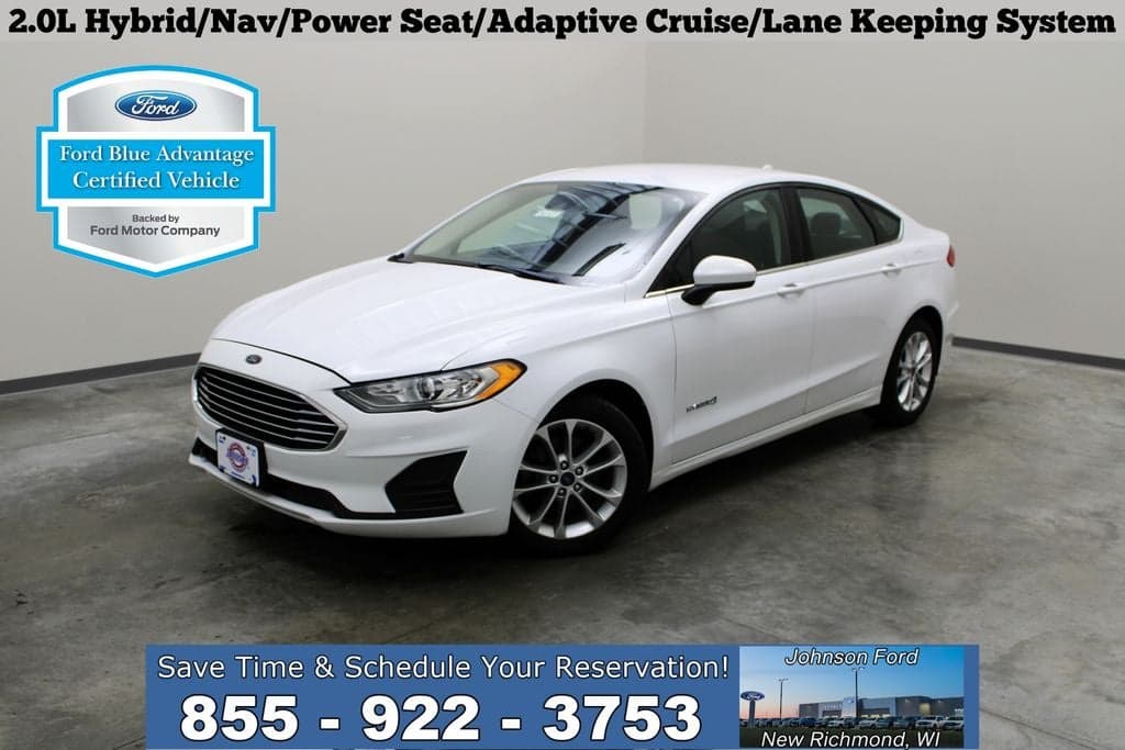 2019 Ford Fusion Hybrid SE — photo 1 of 32