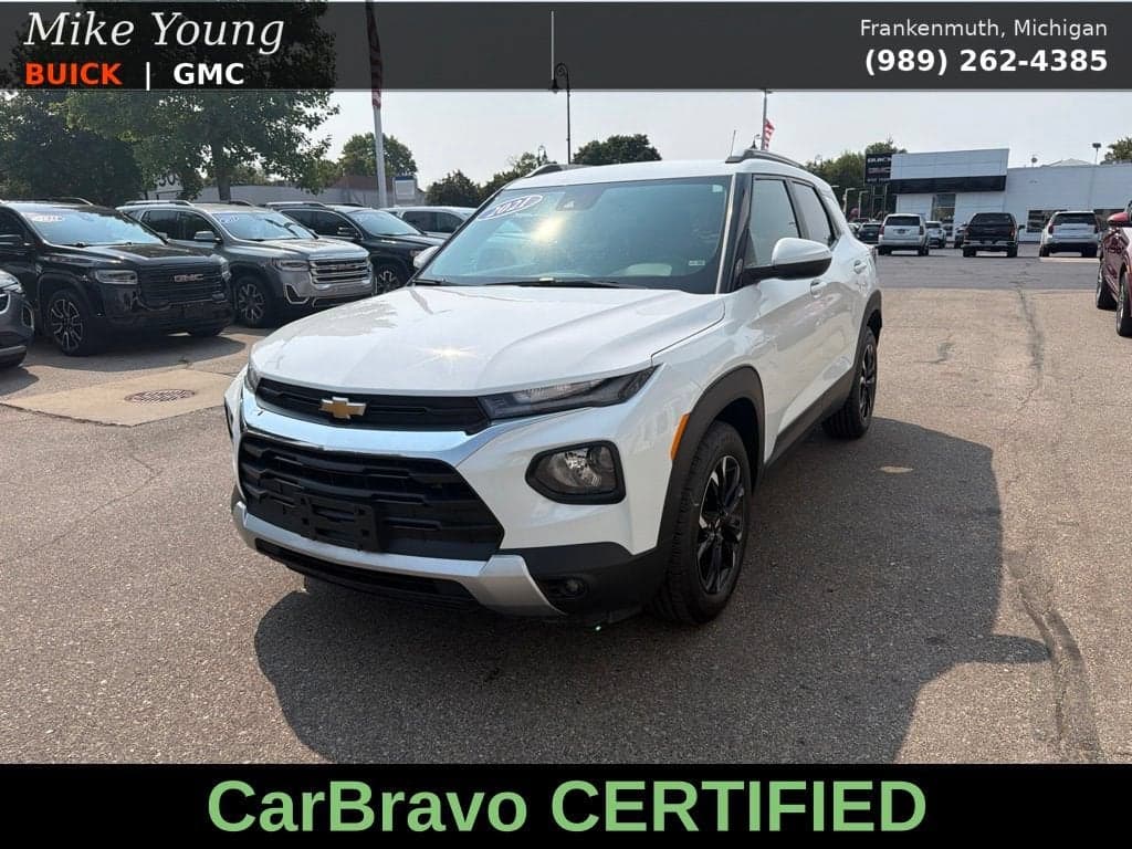2021 Chevrolet Trailblazer LT — photo 1 of 40