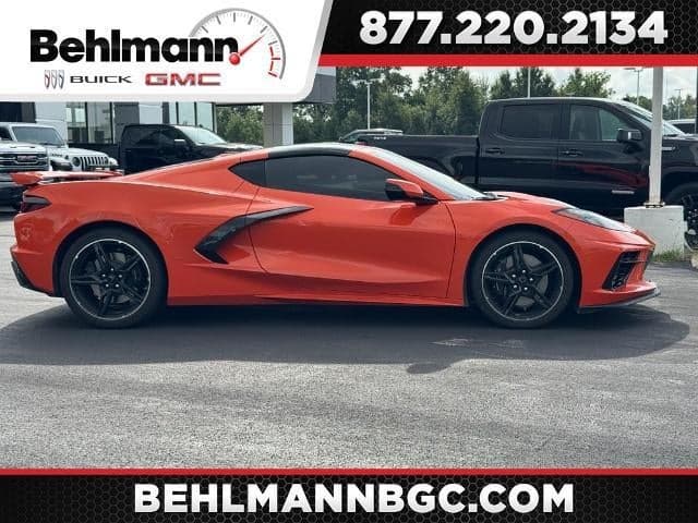 2025 Chevrolet Corvette 3LT — photo 1 of 44