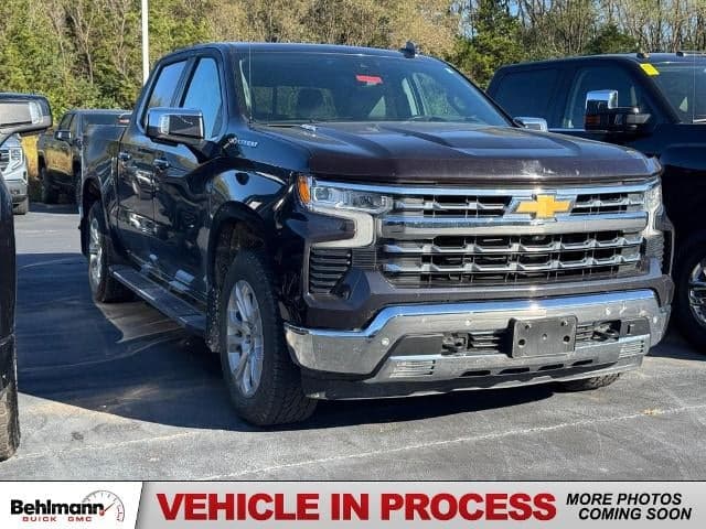 2022 Chevrolet Silverado 1500 LTZ — photo 1 of 5