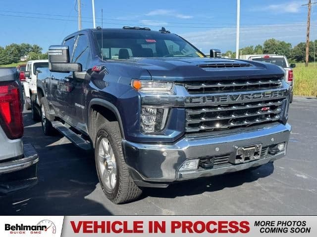 2022 Chevrolet Silverado 2500 HD 4WD Crew Cab LTZ — photo 1 of 5
