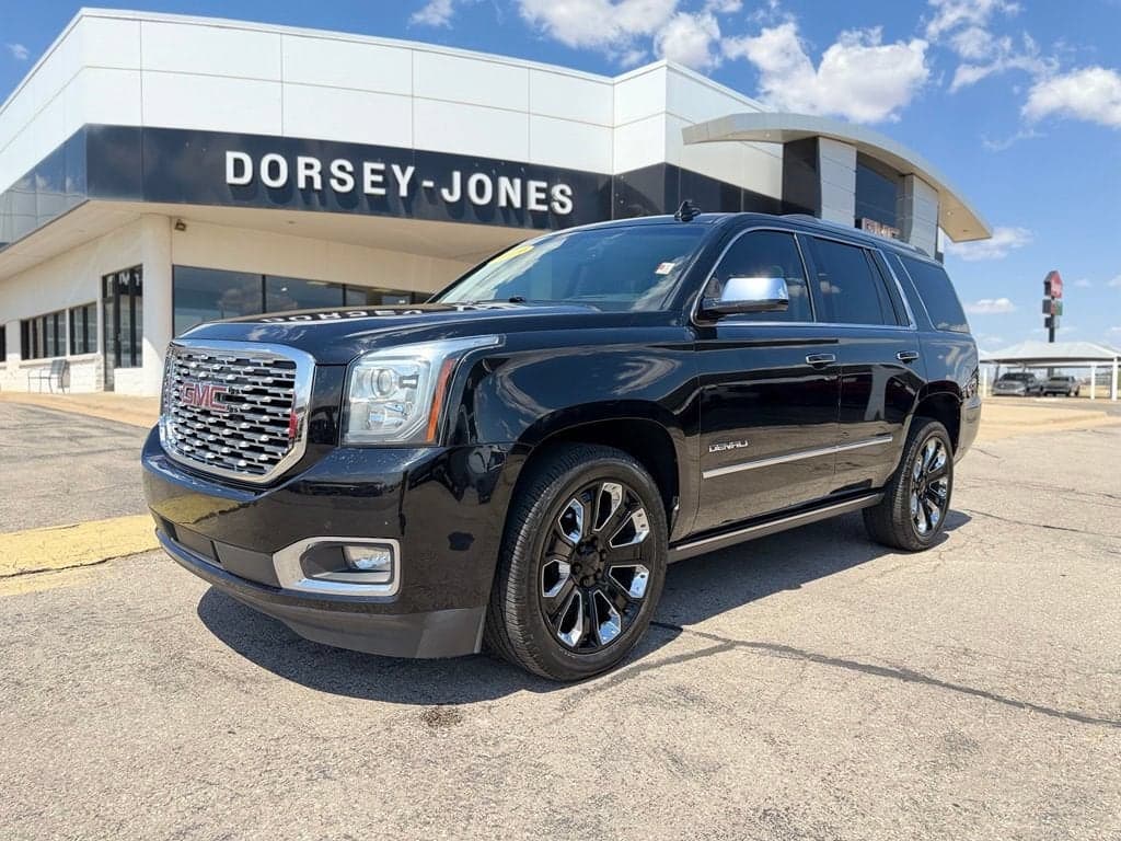2019 GMC Yukon Denali — photo 1 of 35
