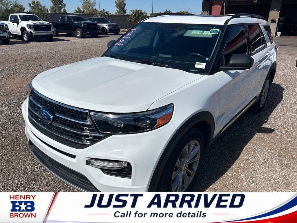 2021 Ford Explorer XLT — photo 1 of 4