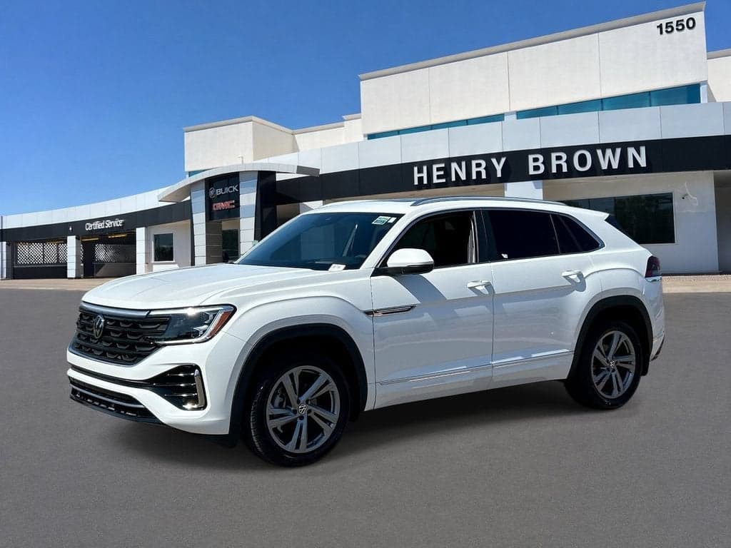 2024 Volkswagen Atlas Cross Sport 2.0T SEL R-Line — photo 1 of 35