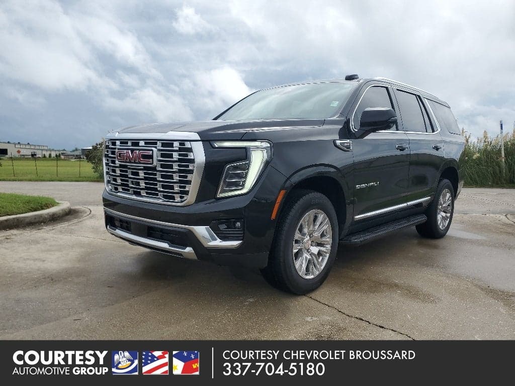 2025 GMC Yukon Denali — photo 1 of 34