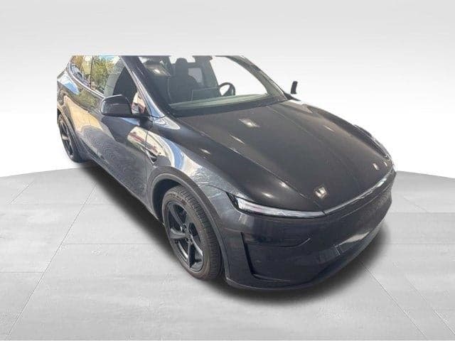 2026 Tesla Model Y Premium — photo 1 of 5