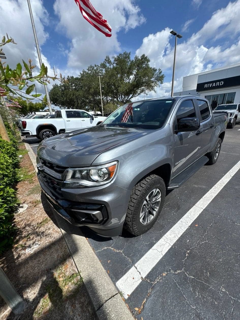 2022 Chevrolet Colorado 4WD Z71 — photo 1 of 5